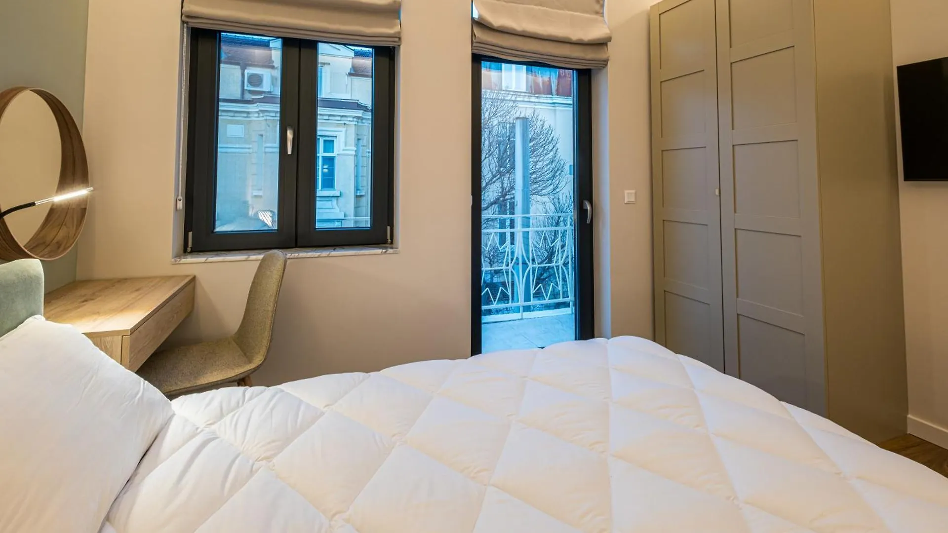 North 21 - Brand New Modern 1Bd Apt In Sofia Center By Flat Mаnager contacts